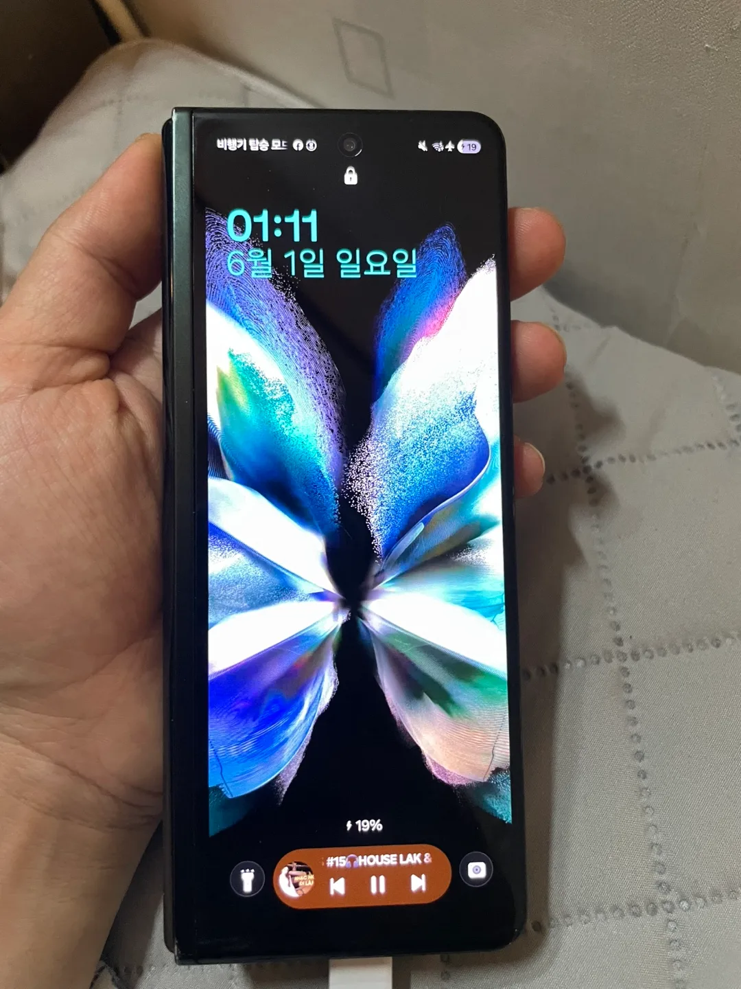 중고 갤럭시 Z 폴드3 5G 판매합니다