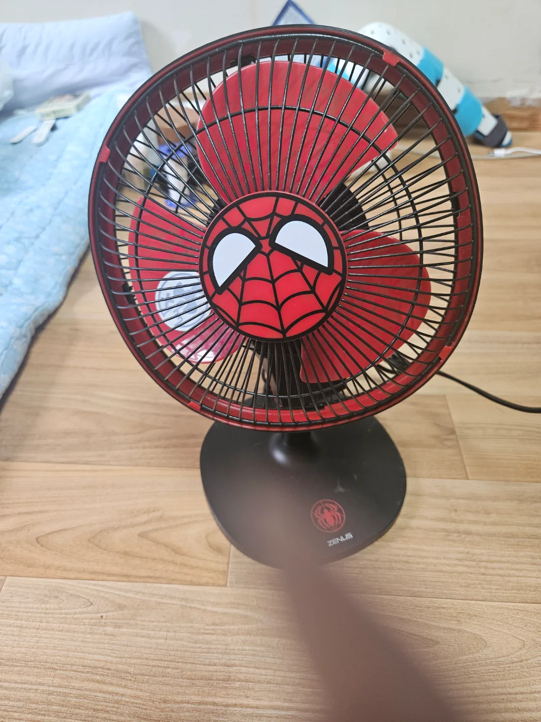 제너스 스파이더맨 탁상용 선풍기