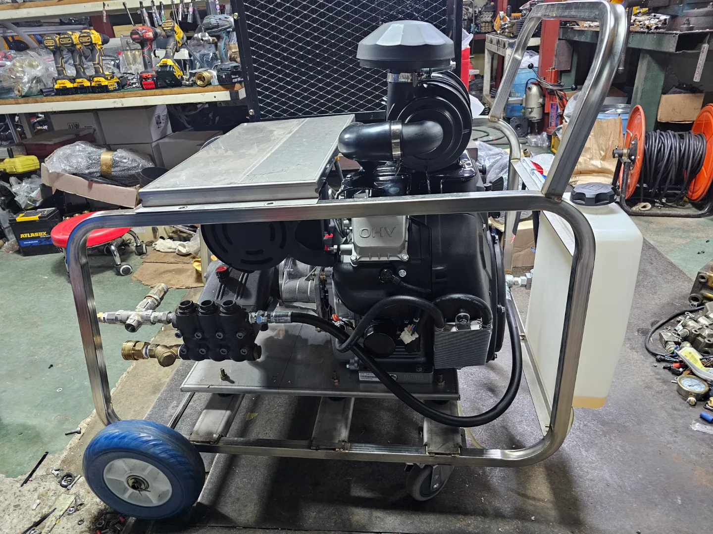 중고엔진고압세척기 500바25리터 40마력 판매