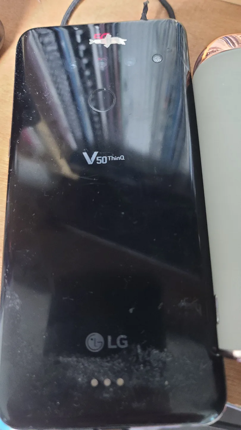 LG V50 중고폰 구입합니다