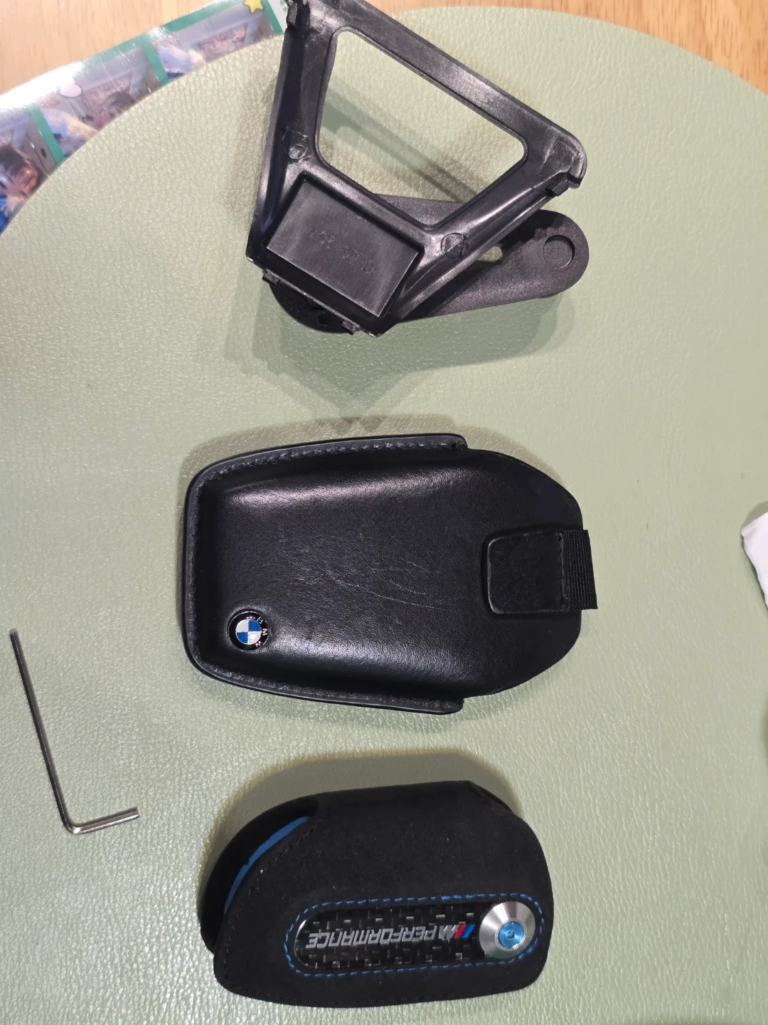 [중고/정품]BMW 키 케이스2개, BMW 5시리즈, 네비거치선반 일괄거래