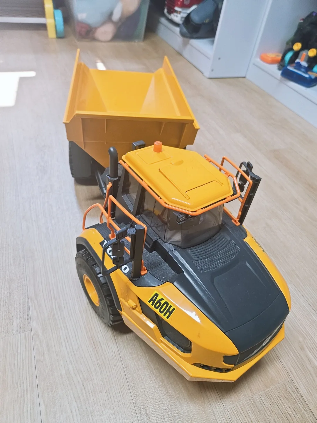 볼보 A60H 덤프트럭