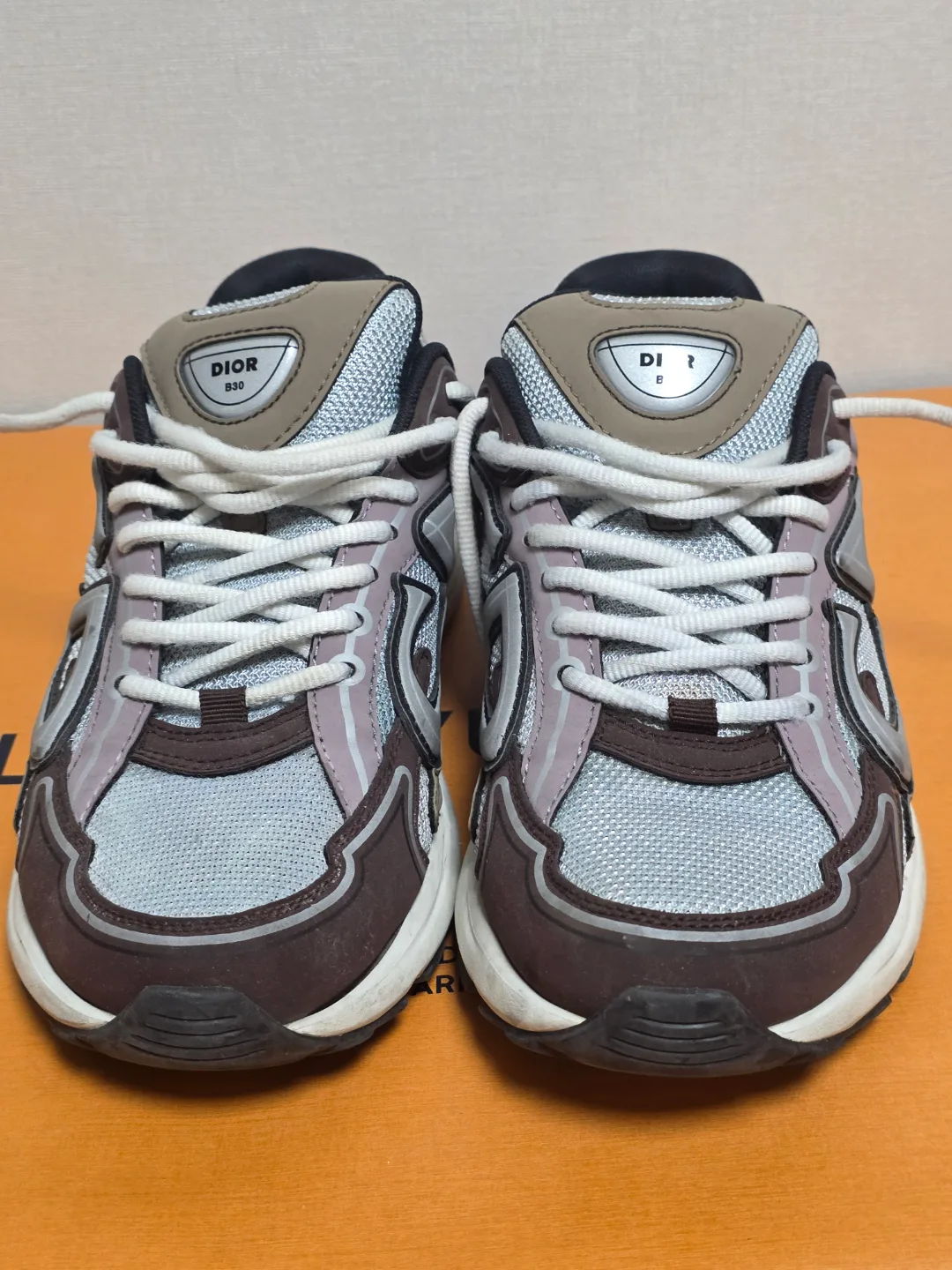 디올 B30 스니커즈 브라운 40사이즈