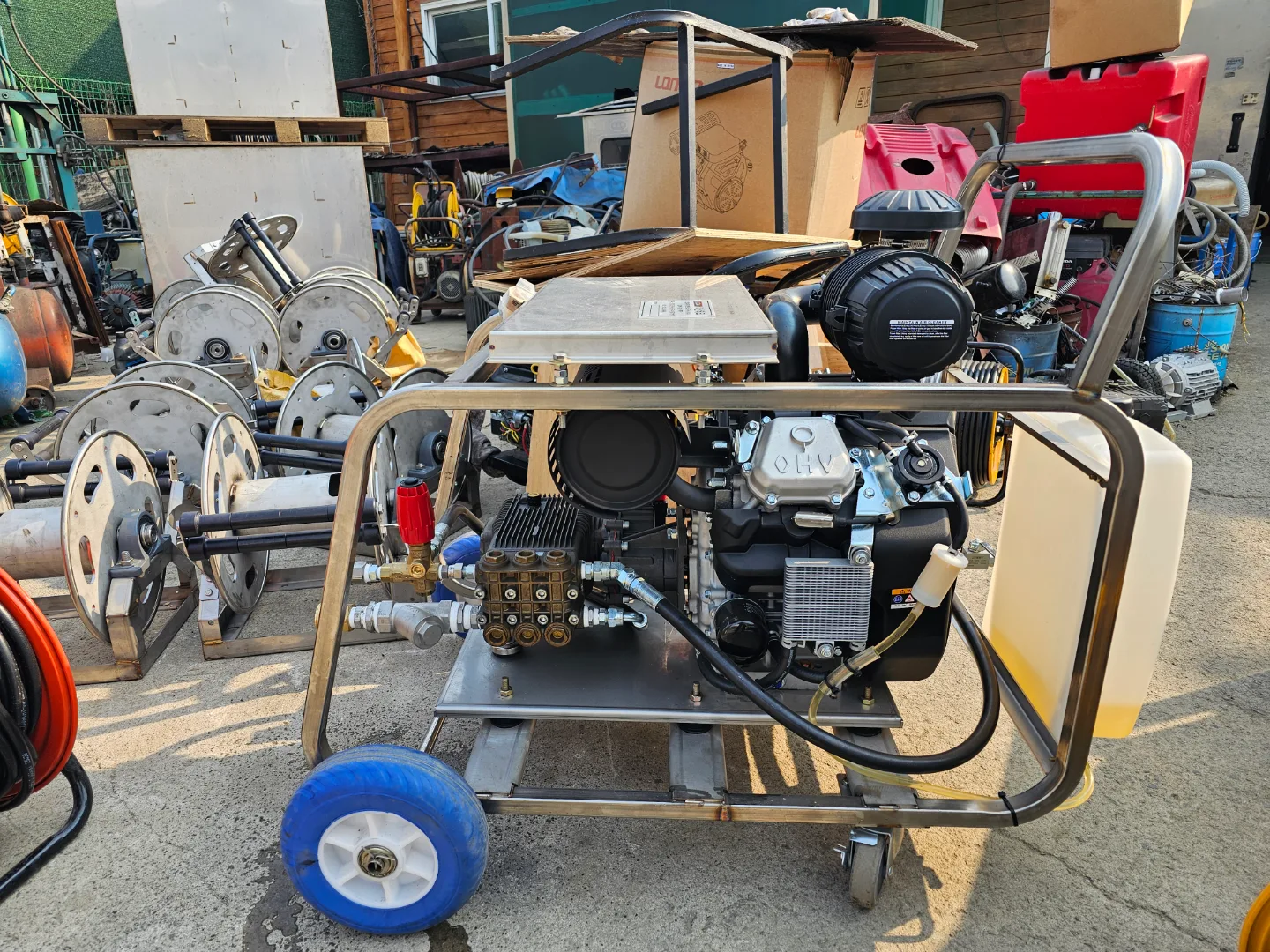 중고  엔진 고압 세척기 350바 25리터 30마력 판매