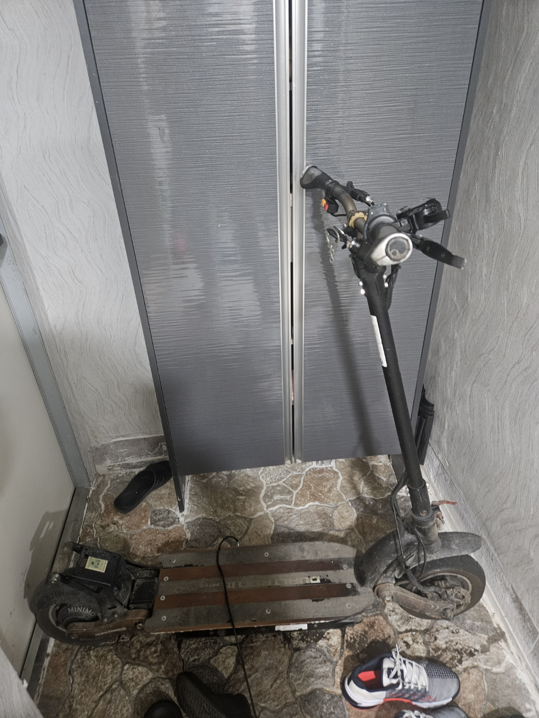 듀얼트론 리미티드 2 전동 킥보드 기함급 팝니다 28ah