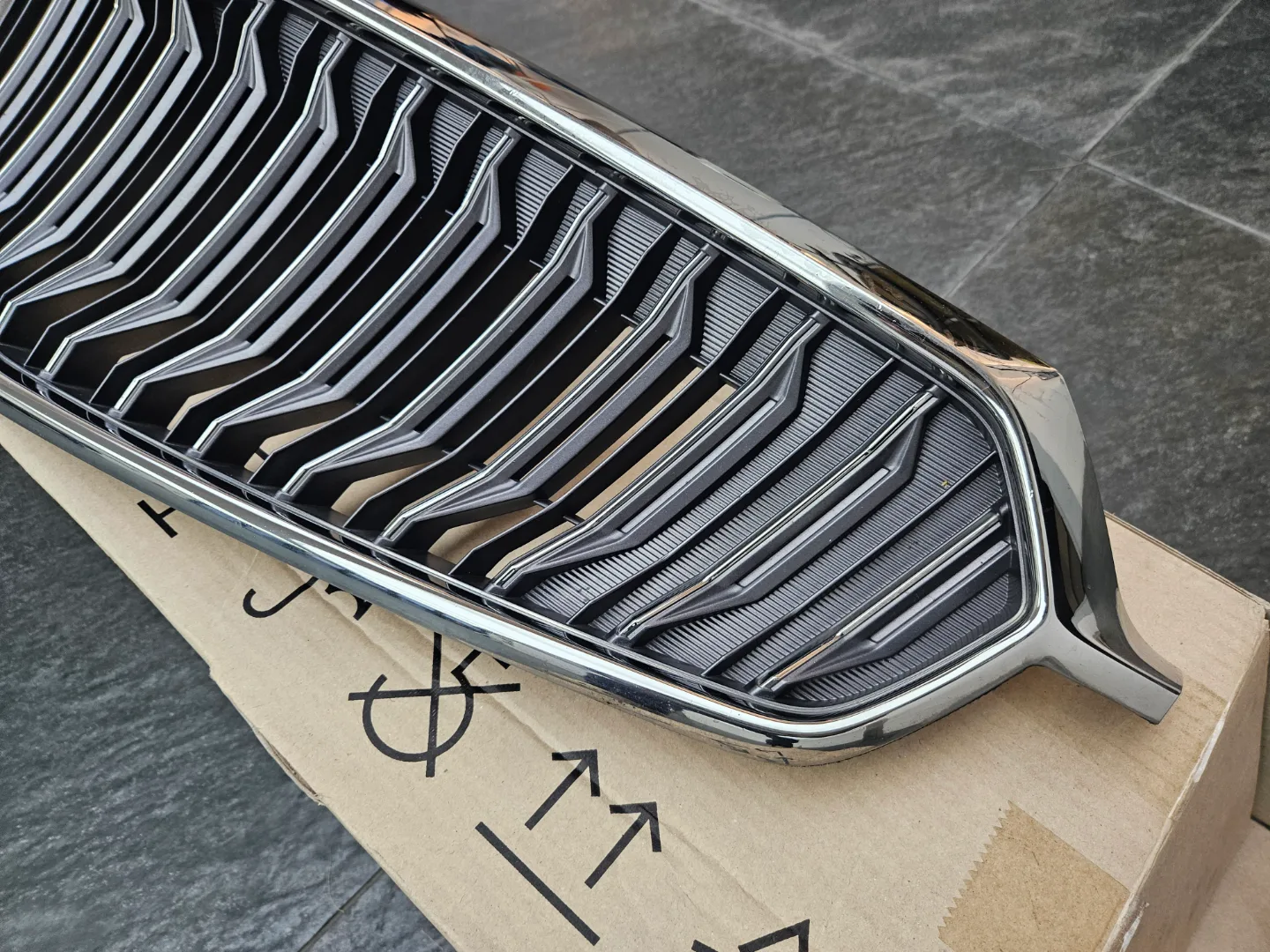 올뉴K7 순정 그릴 어뷰용