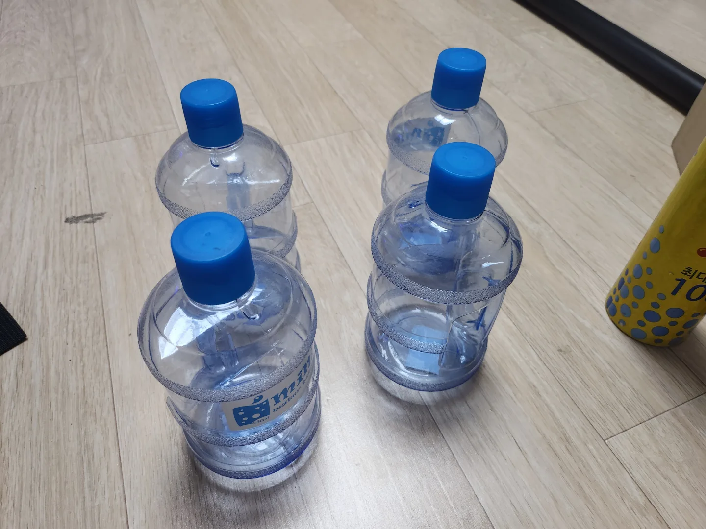 토탈하우스 미니 생수통 650ml