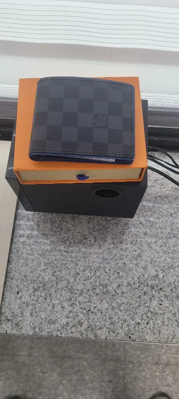 LV 다미에 반지갑팝니다