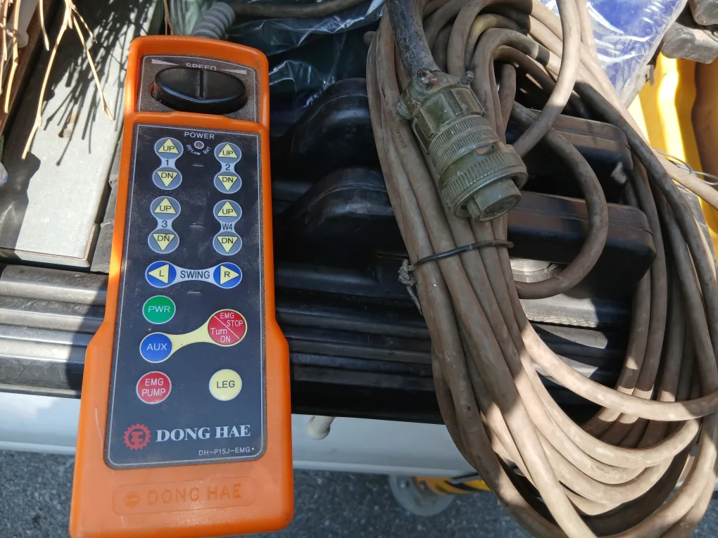 동해1통크레인 리모컨 중고 판매