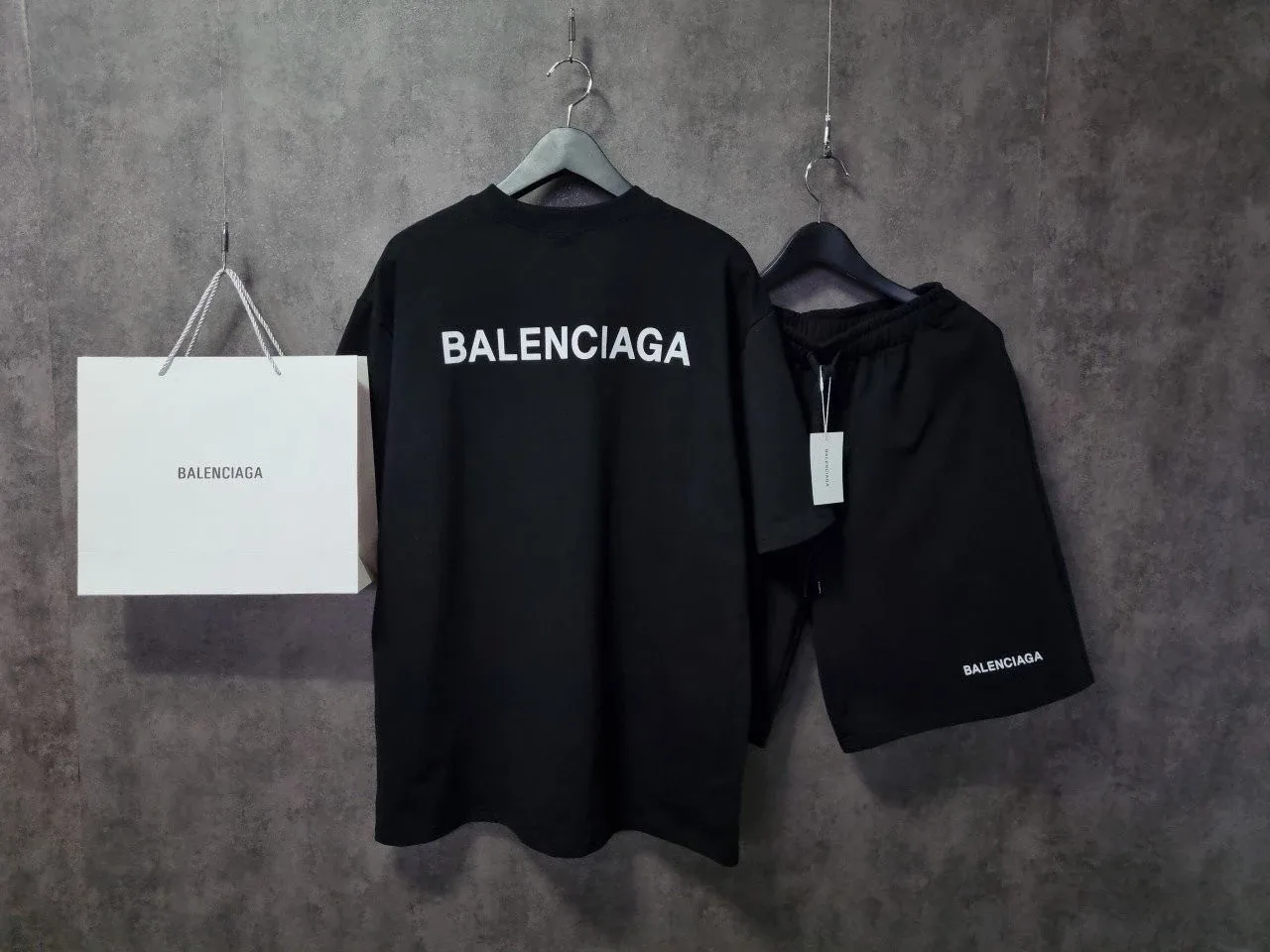 발렌셋트 반팔 반바지 새상푸