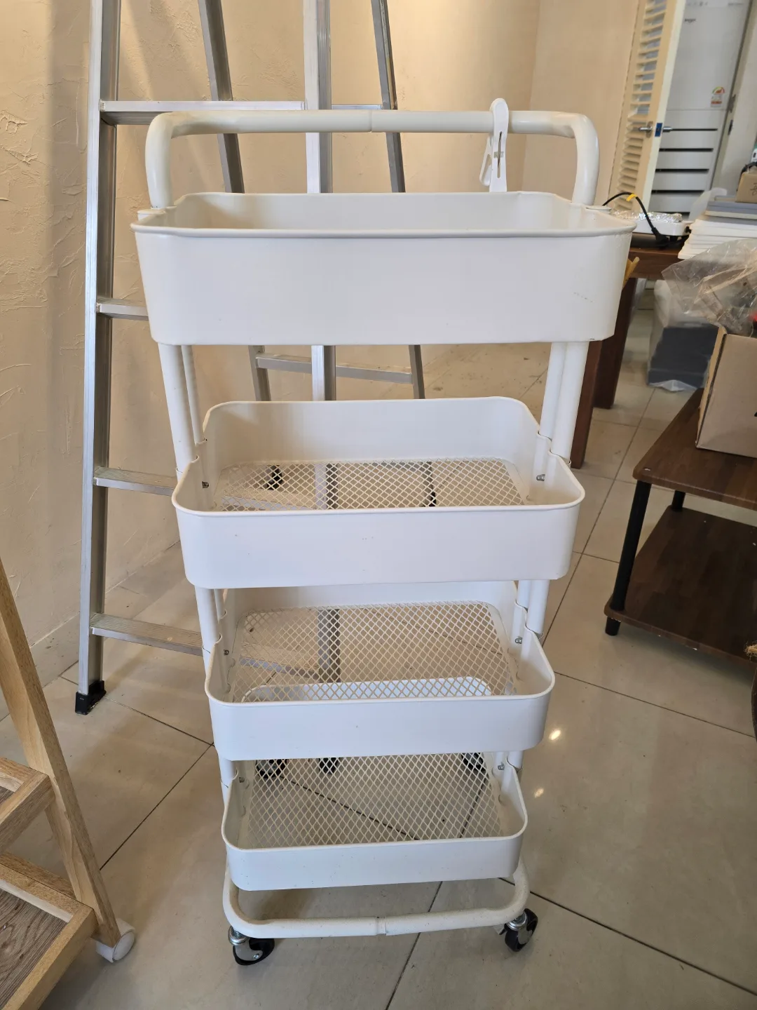 4단 이동식 트롤리 중고 팝니다.