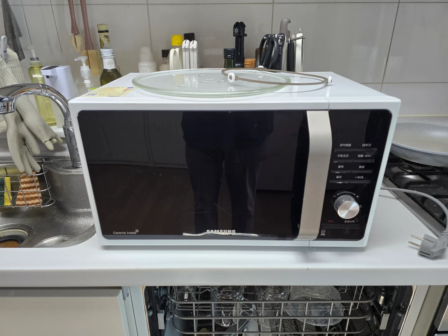 삼성 전자렌지 MS23F01TAW