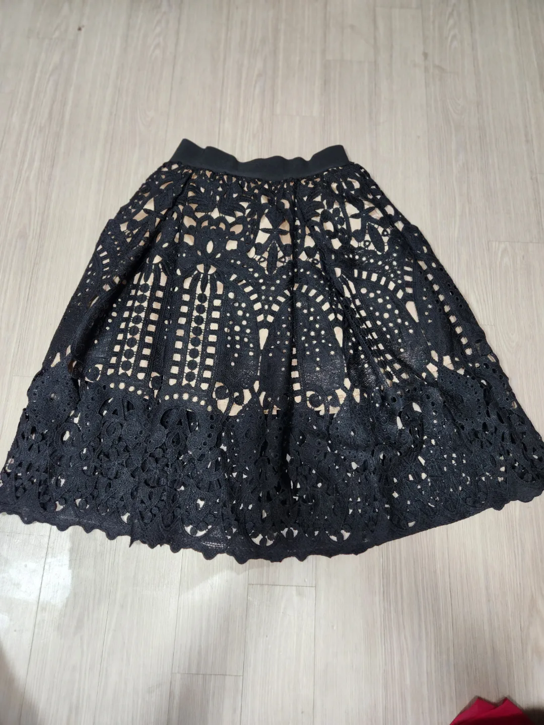 검정 레이스 스커트 Free