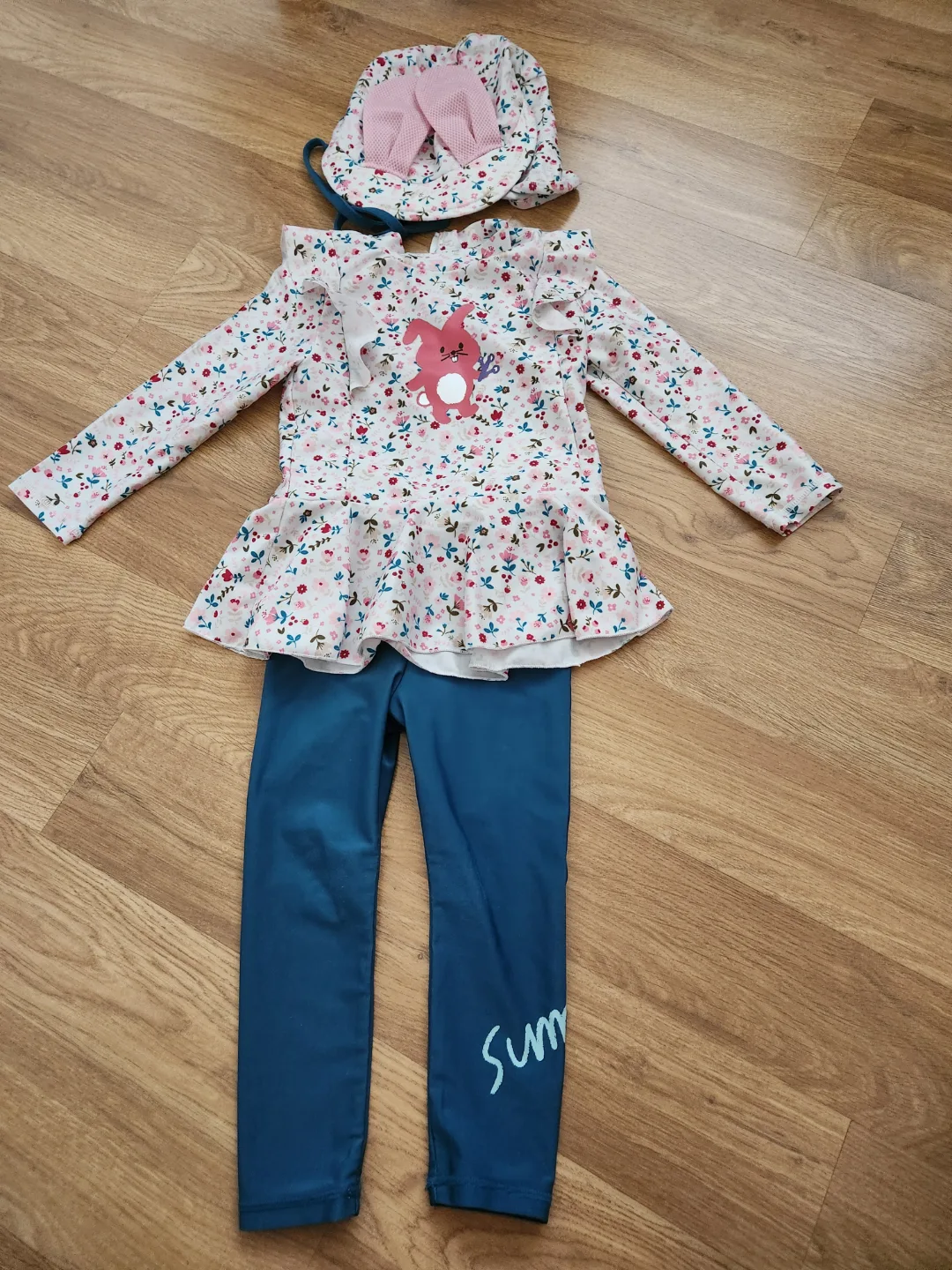 아기 수영복 레시가드 세트 100 (상하의. 모자 . 아쿠아슈즈 )