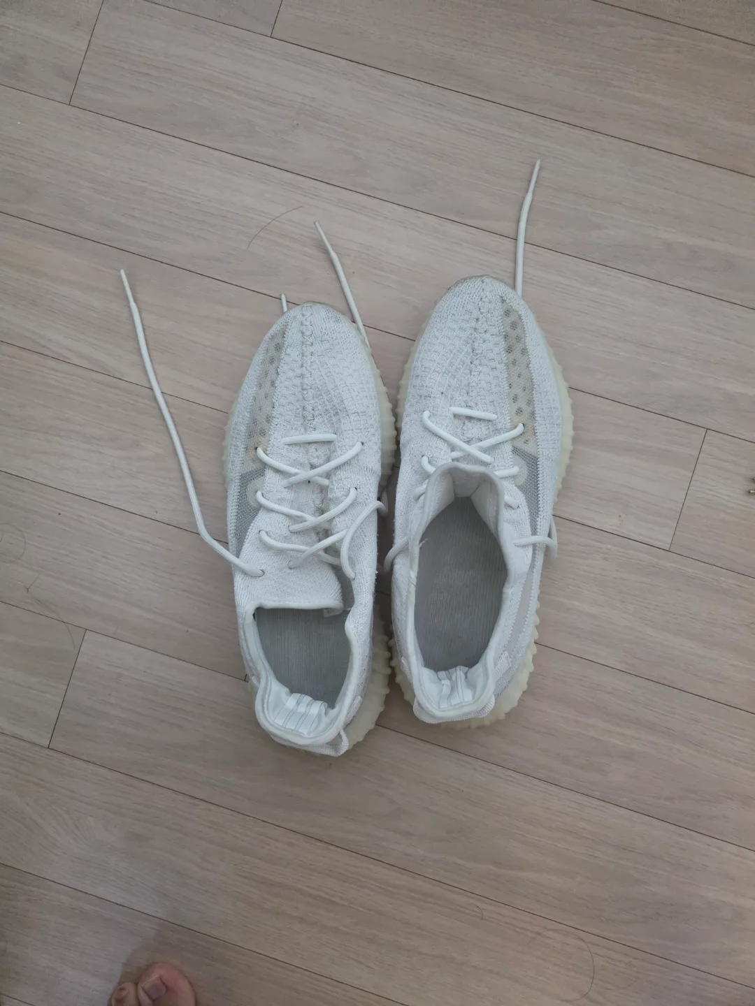 Adidas Yeezy Boost 350 V2 Bone