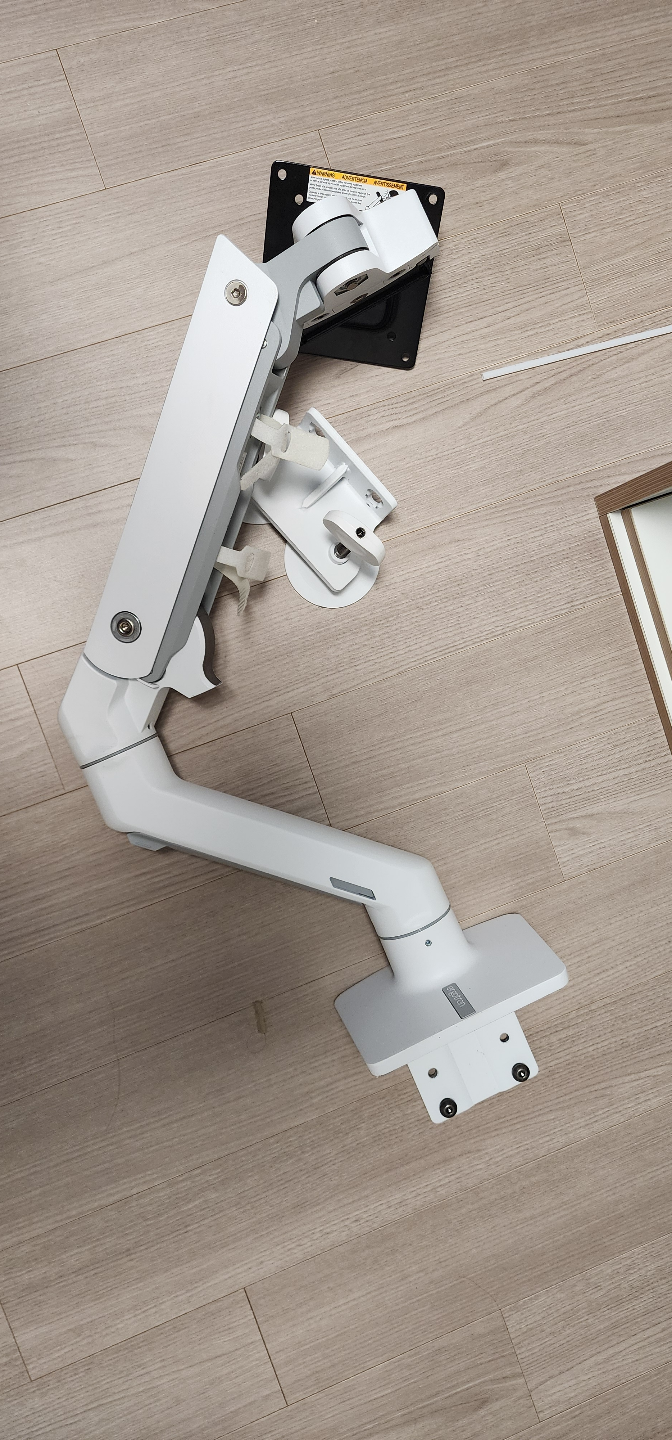 어고트론HX 고중량 모니터암