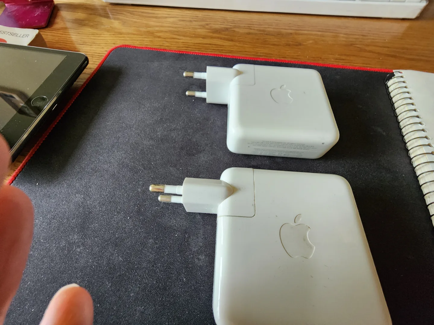 애플 USB-C 전원 어댑터 중고 2개