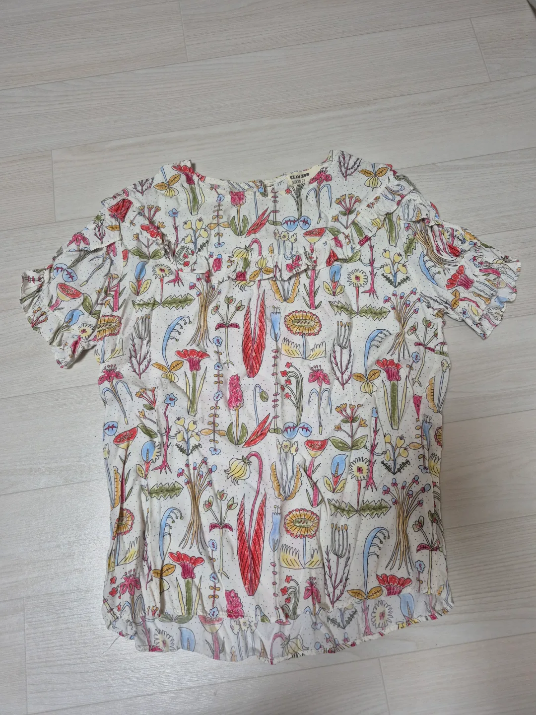 블라우스 나눔해요🌼