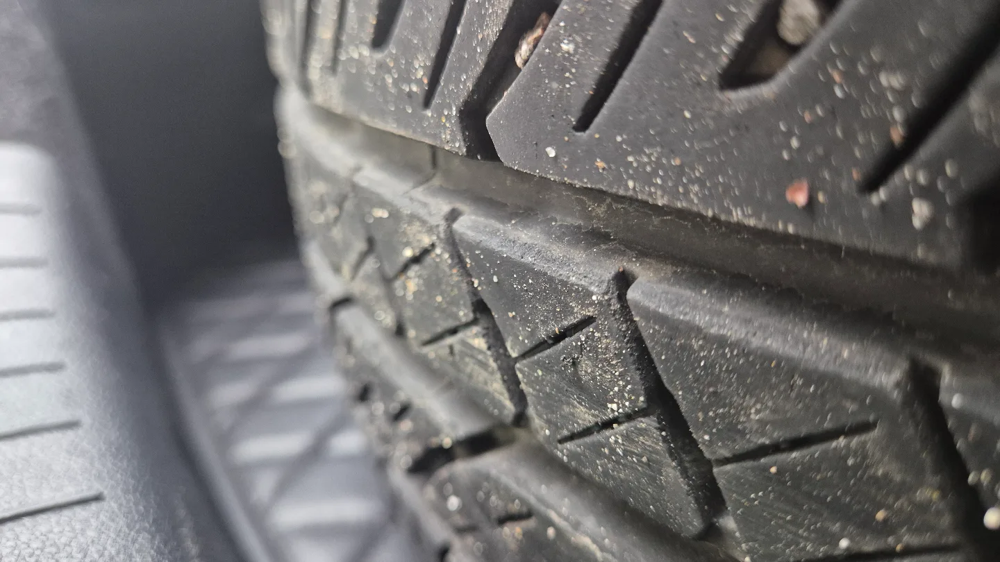 225 45 18 제네시스 G70 순정 타이어 포텐자 RE97AS 중고 한짝 판매합니다.