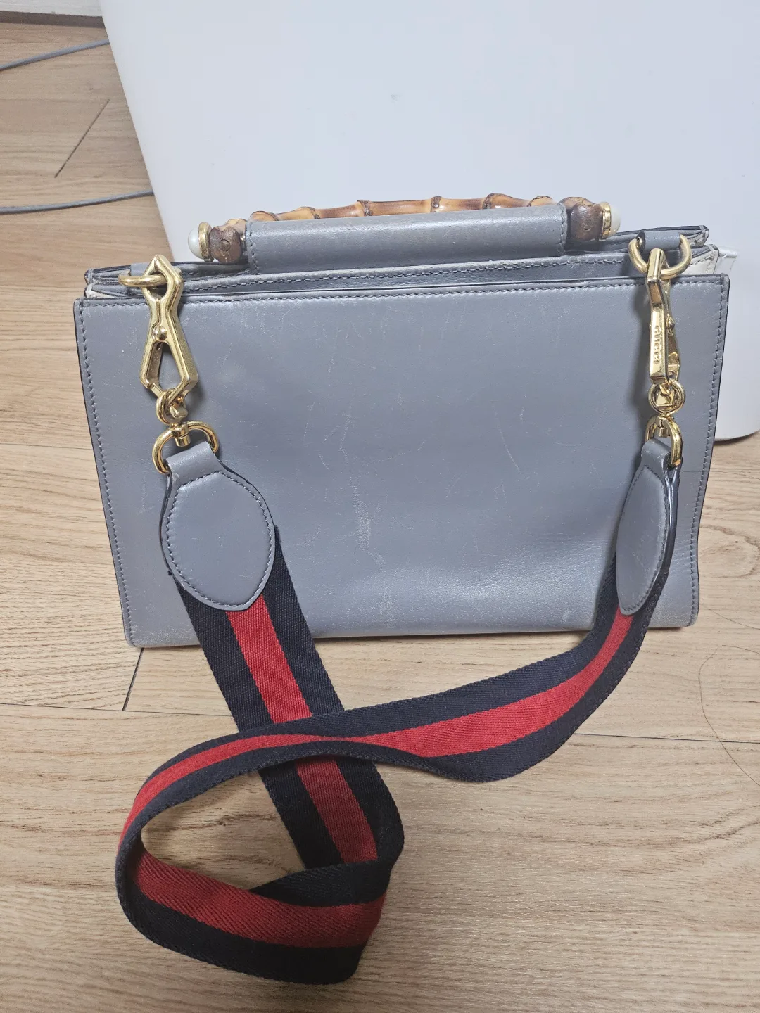 구찌 생로랑 완전 중고 싸게 팔아요