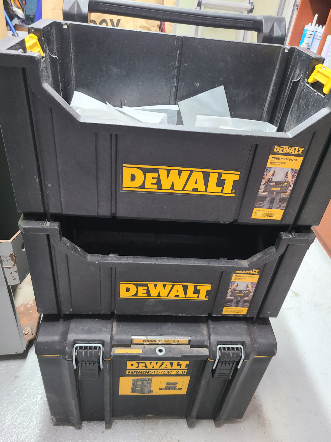 디월트 터프 이동공구함