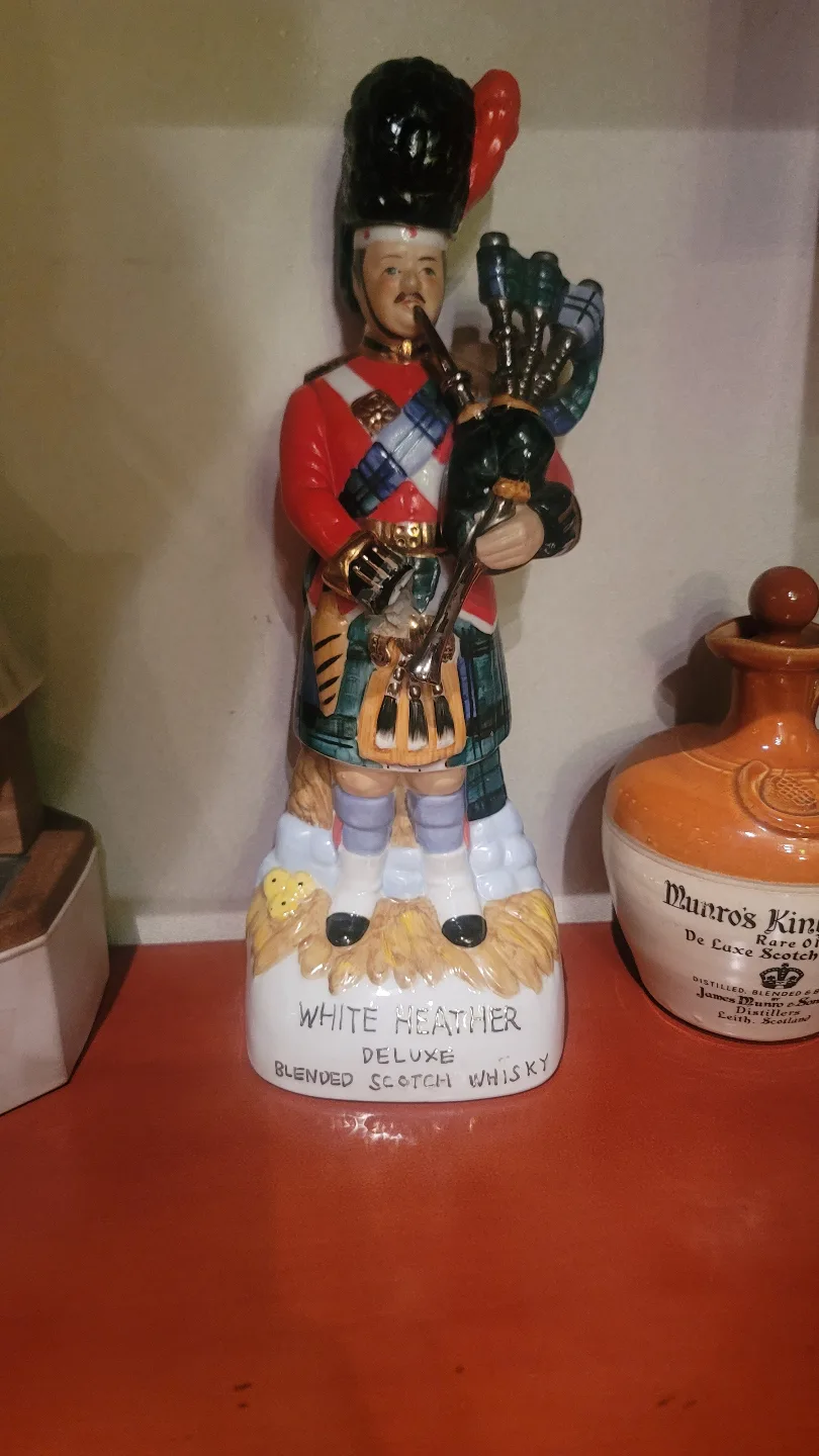 위스키 빈 술병 판매 (먼로 판매완료)