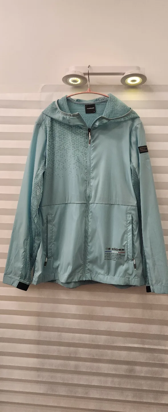 아이더 바람막이 M 민트