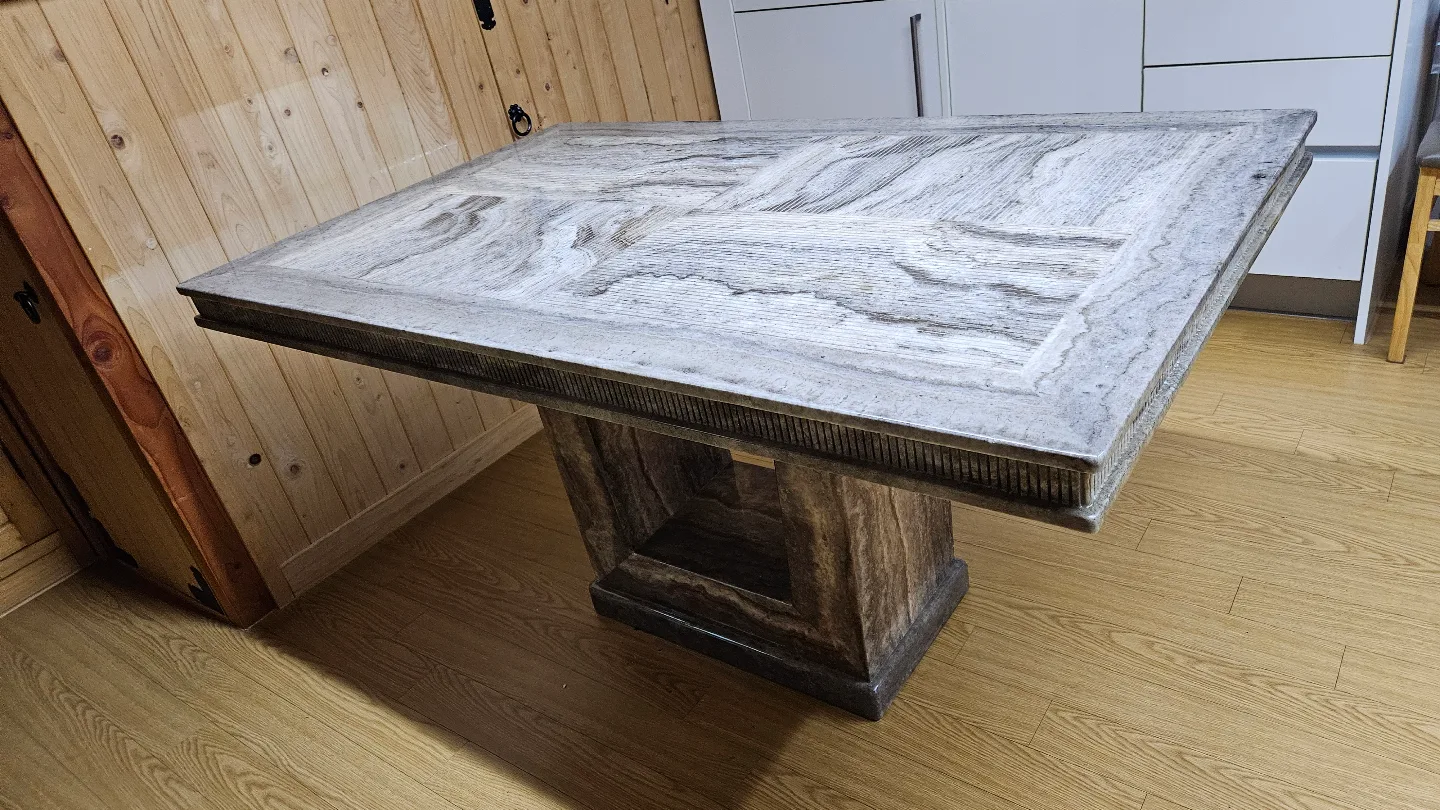 대리석 식탁 팝니다