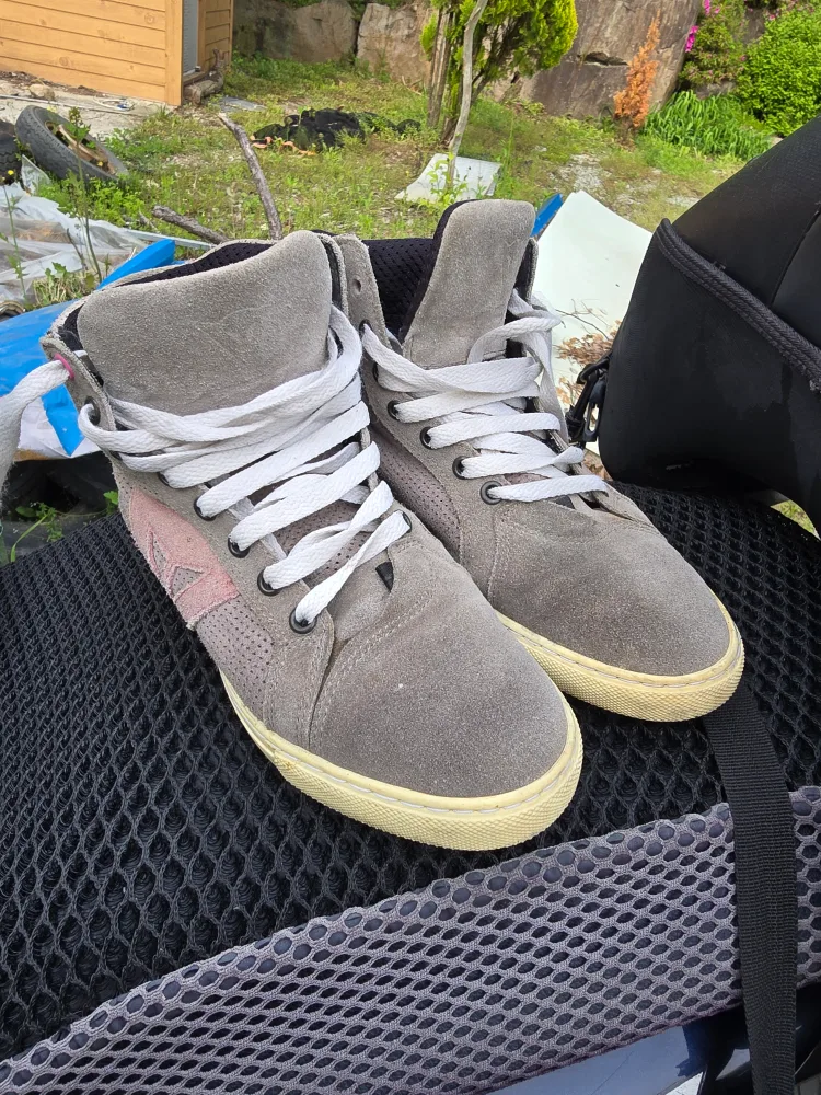 바이크신발팝니다 (여성부츠 240)