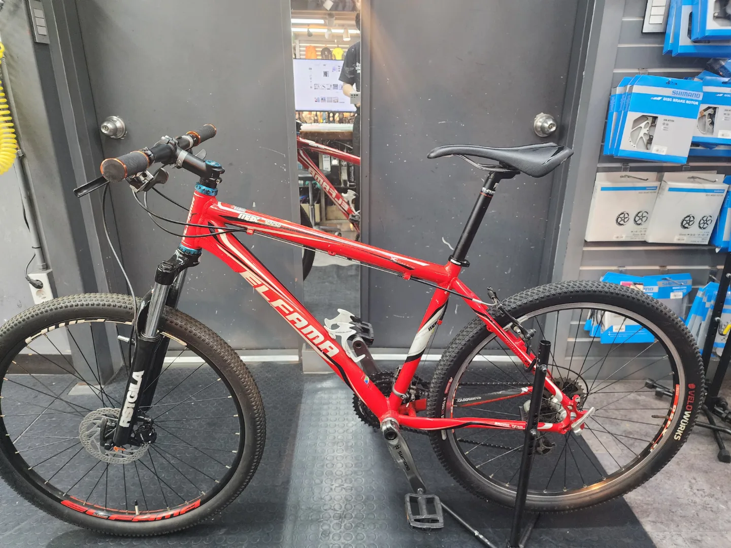 엘파마 중고 자전거 판매합니다 흥정가능