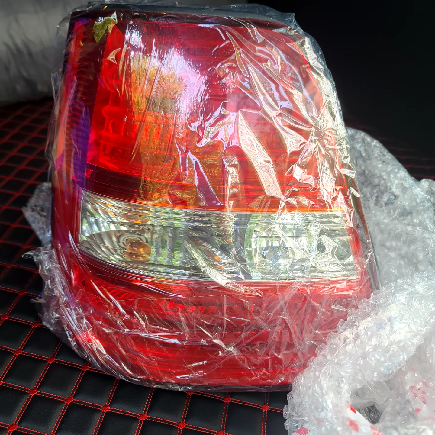 중고) 뉴소렌토 후미등 테일램프 브레이크등 일반전구타입 ( 운전석)