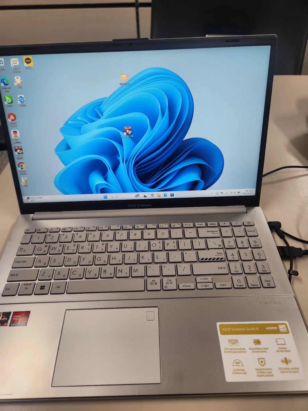 ASUS Vivobook Go 14/15