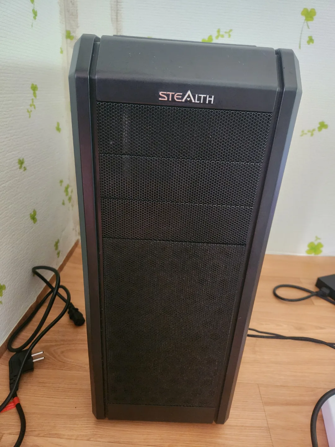 반본체 판매합니다.