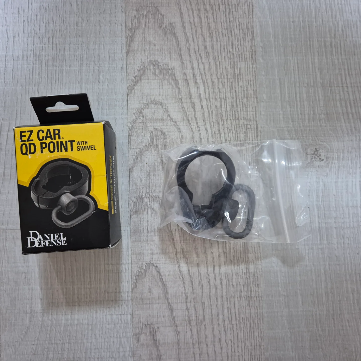 다니엘 디펜스 이지 카빈 Qd 스위벨 마운트 판매합니다.