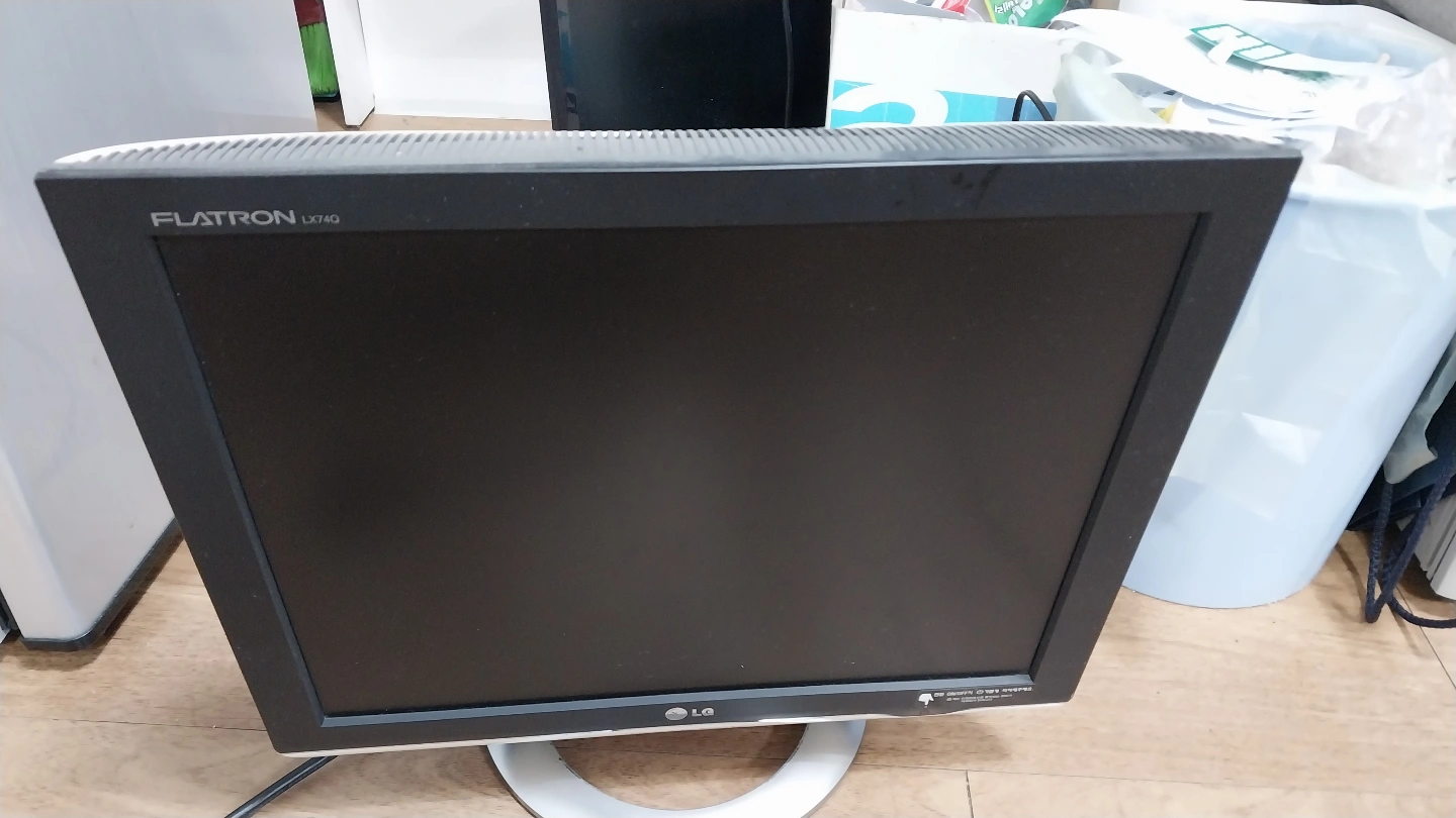 LG FLATRON LX74Q 모니터