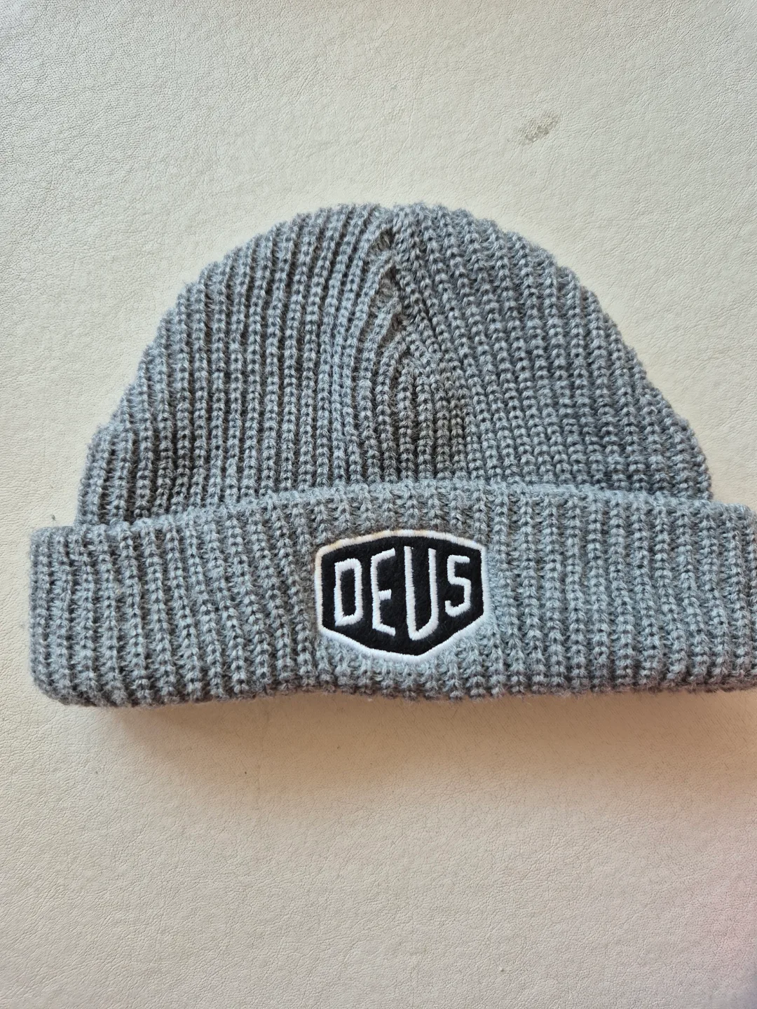 데우스 비니 FREE 회색(deus)