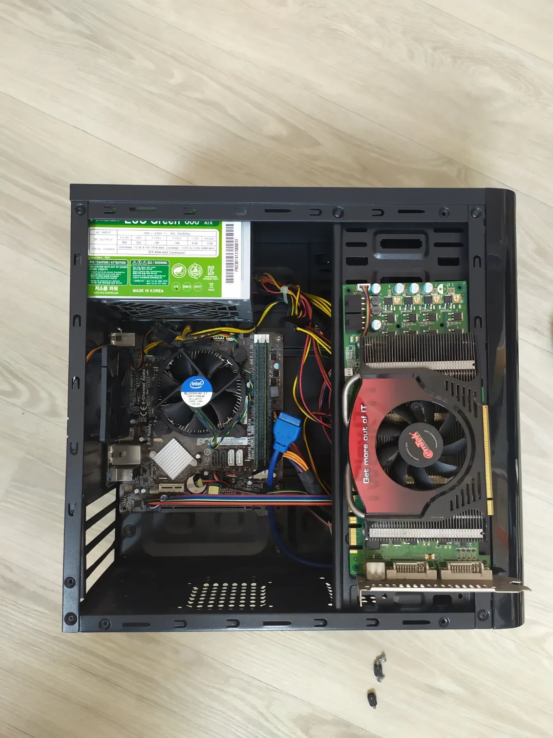 i5 4670, DDR3 16기가 램, 9800gtx 본체 판매