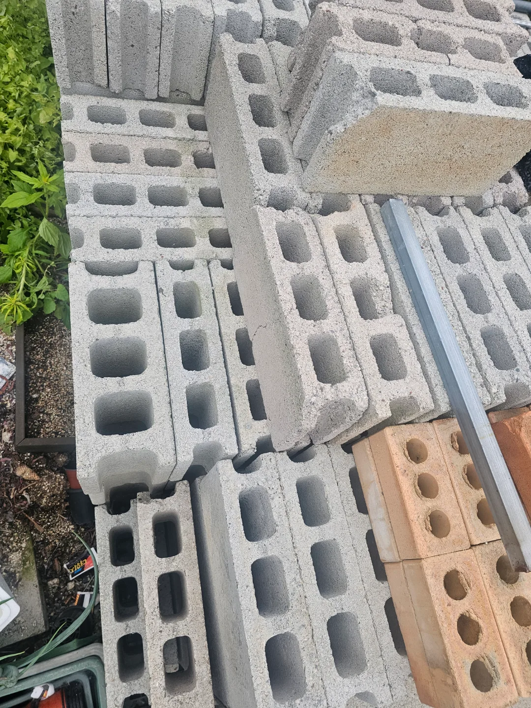 콘크리트 벽돌 전부 팝니다