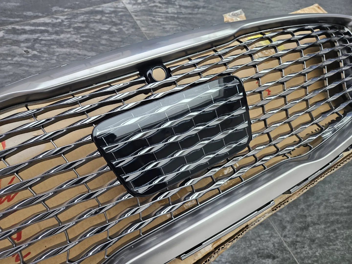 더뉴K9 가로그릴 중고