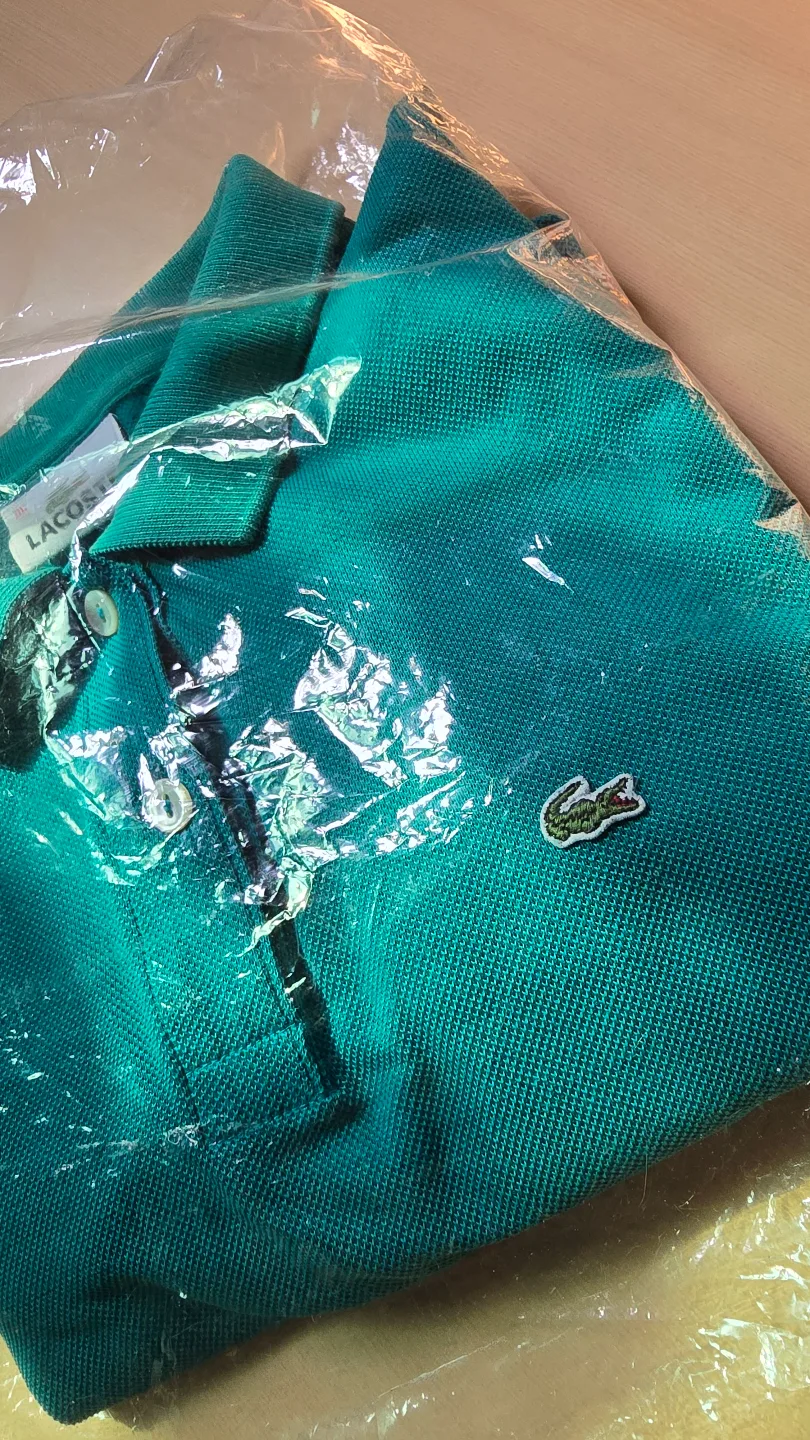 LACOSTE 남여공용 ㅡ라코스테 폴로 티셔츠 ㅡ그린 95 중고상품