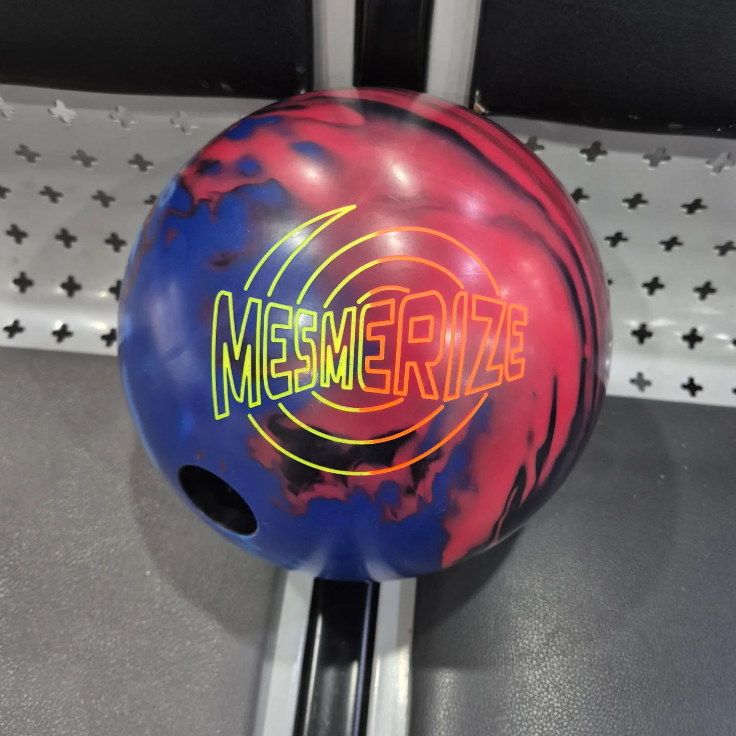 (중고볼)메스머라이즈15p 1회지공 팜