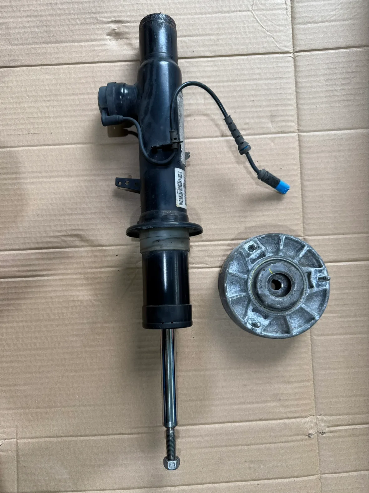 bmw X5 X6 앞 운전석 전자식쇼바 순정 중고