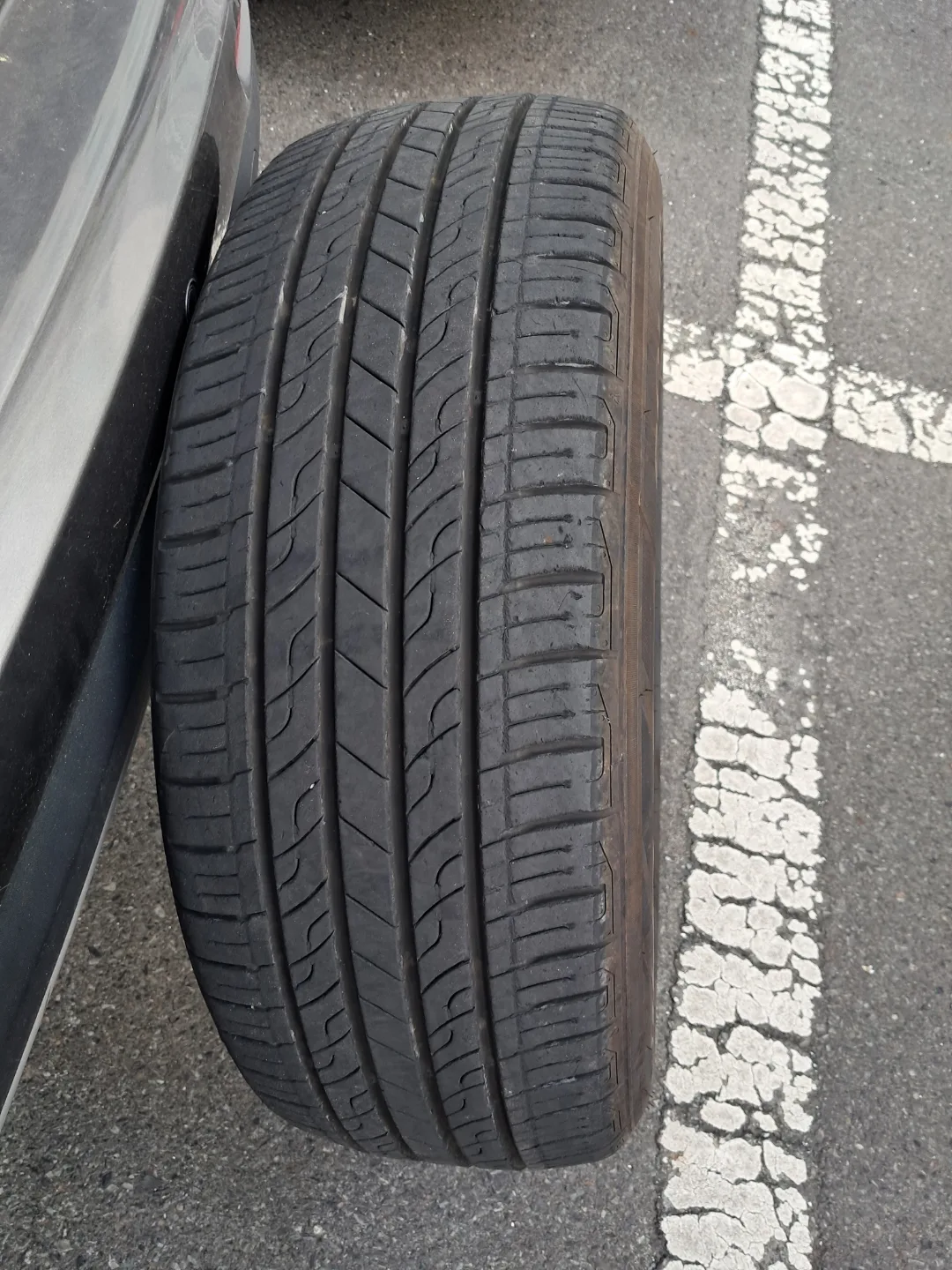 중고타이어 225/60 R17 타이어