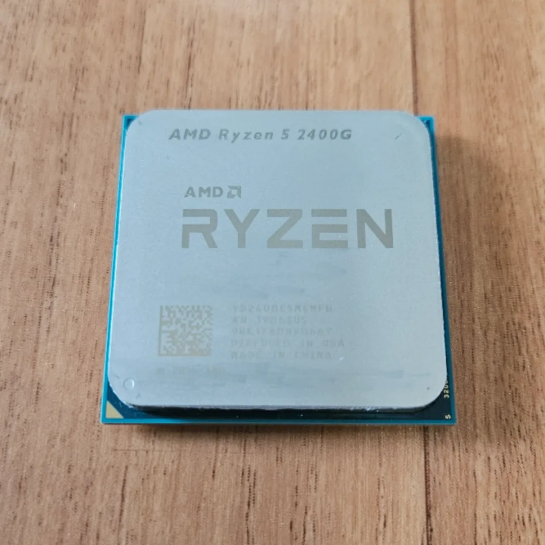 (중고) AMD Ryzen 5 2400G 팝니다