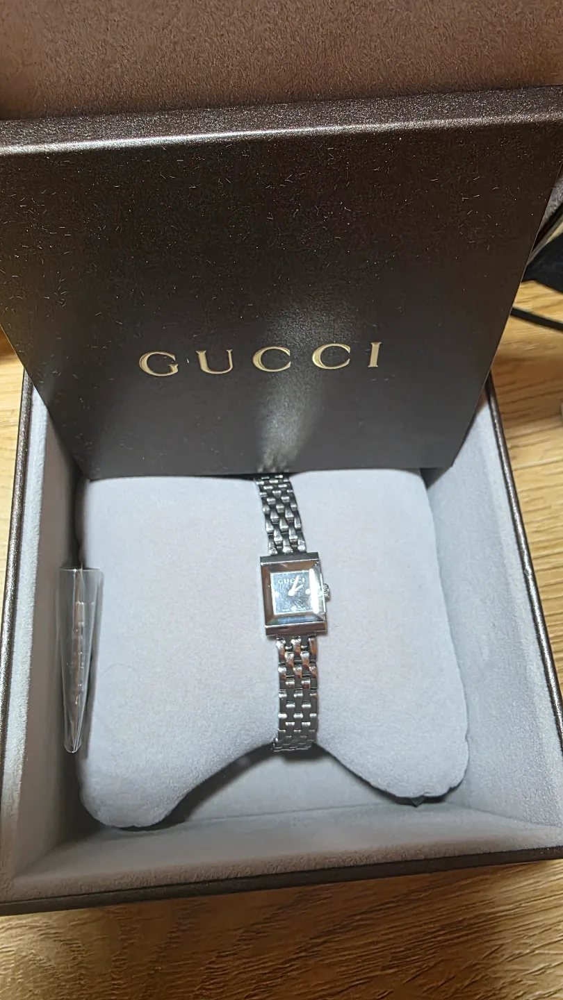 구찌 128.5 여성 시계