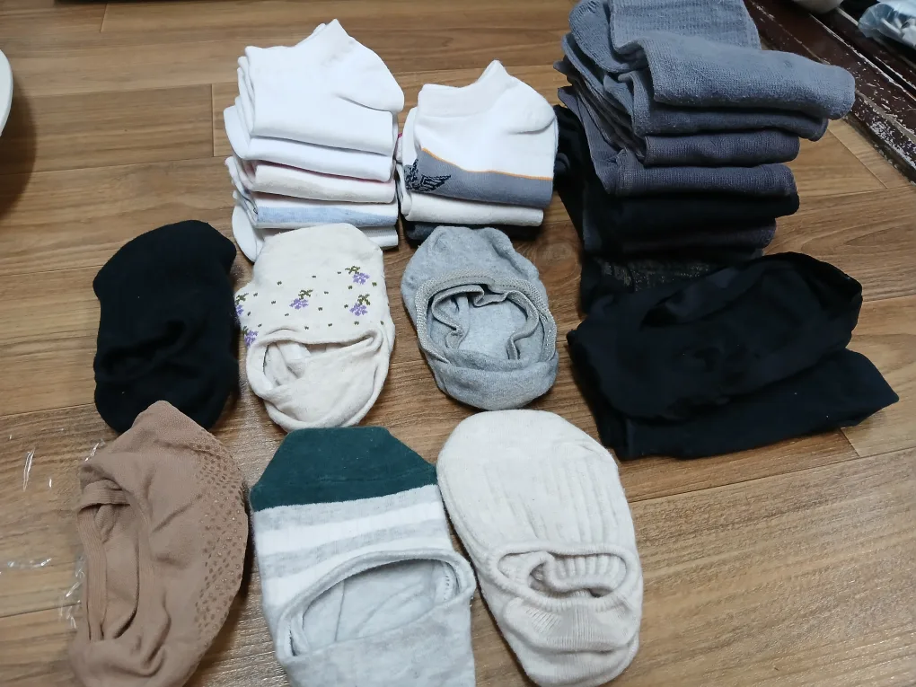 여성 덧신 6개  발목양말새양말6컬레중고양말2컬레 남자 중고발가락양말7컬레일반양말2컬레 일괄24컬레5000원