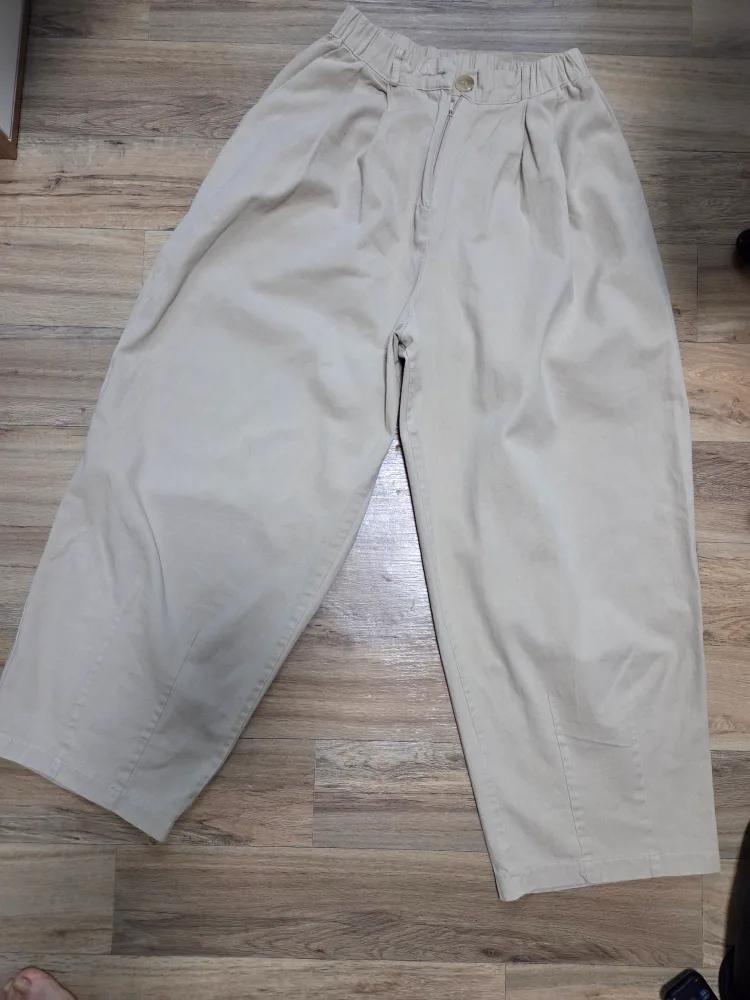 베이지 와이드 여성 바지 Free