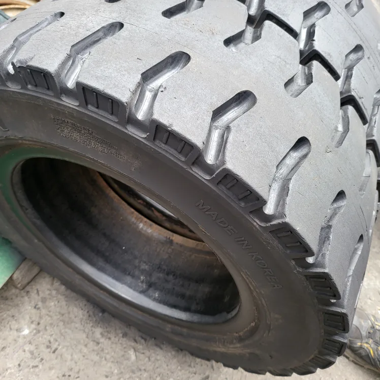 지게차용 중고통타이어 4개팔아요