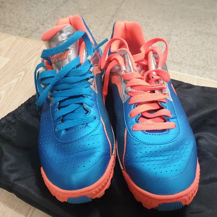 (중고)스타 타이푼 족구화 265mm