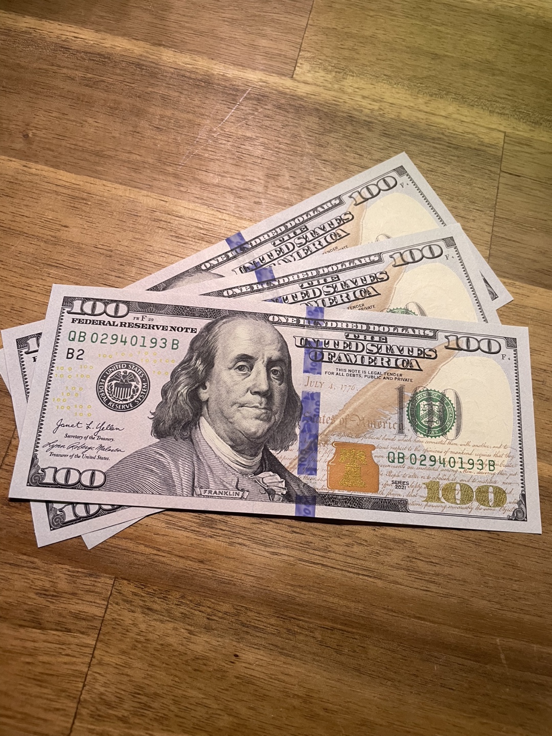 미국 300달러 팝니다